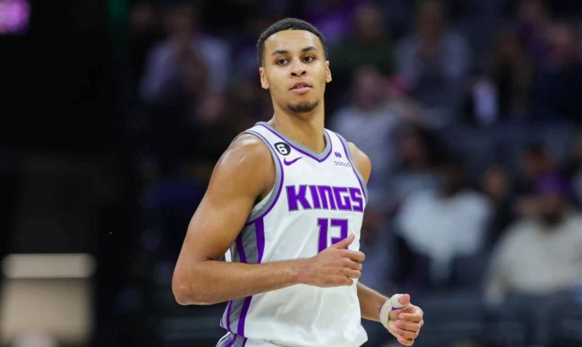 里程碑夜!萨克拉门托国王战术微调;NBA季后赛关键时刻刷纪录;底气十足;高层口径保持一致的简单介绍 里程碑夜!萨克拉门托国王战术微调;NBA季后赛关键时刻刷纪录;底气十足;高层口径保持一致的简单介绍