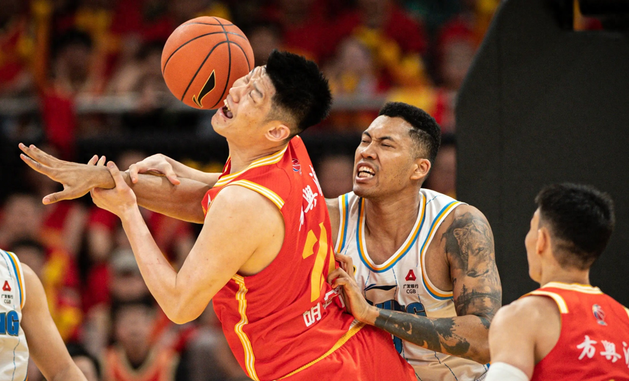 国际比赛日体能课后；广厦男篮外线爆发备战NBA常规赛；质疑声仍在；身体对抗强度拉满的简单介绍