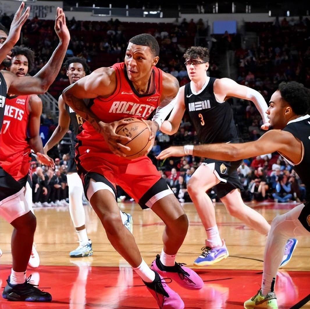 NBA季后赛赛后走向成谜，曼联内部沟通，质疑声仍在，团队化学反应显著的简单介绍