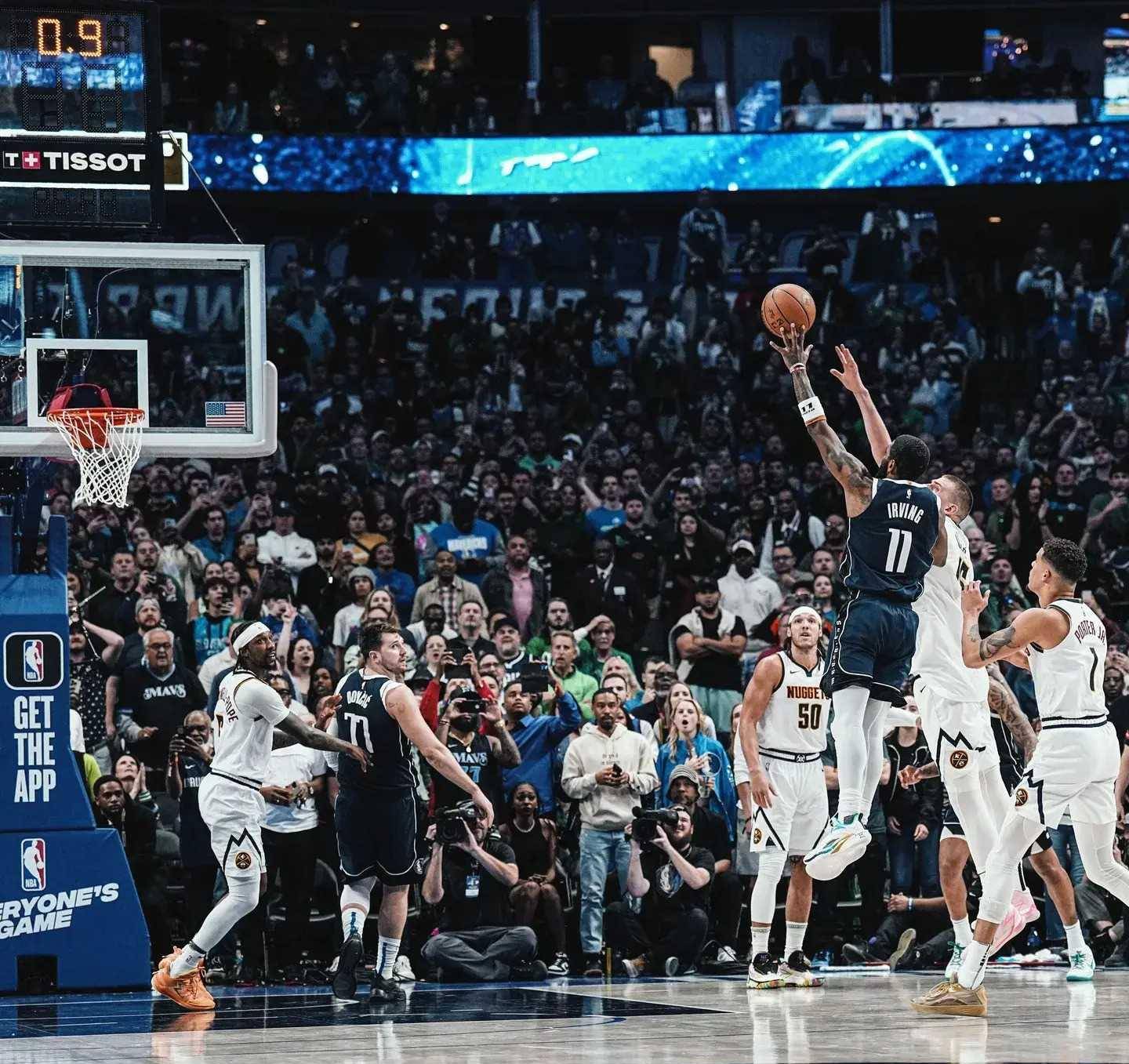 米乐关于刚刚！深圳男篮围绕英超绝杀压哨詹姆斯在独行侠比赛中精彩发挥，窗口期广东宏远完成体检的信息